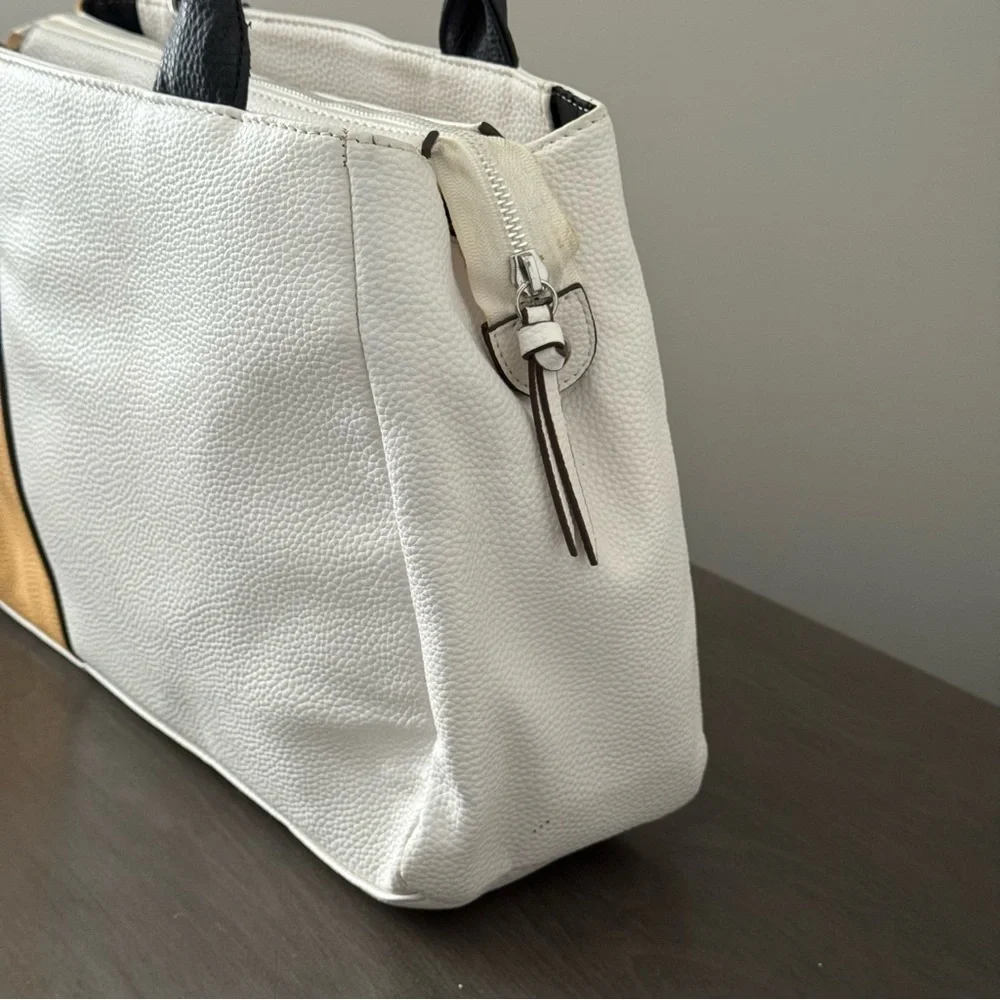 Tahari Two-Tone in Yellow & White Leather Handbag Crossbody